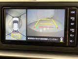 パノラミックビューモニター付きです。車両を上から見たような映像をディスプレイオーディオ画面に表示。運転席からの目視だけでは見にくい、車両周辺の状況をリアルタイムでしっかり確認できます。