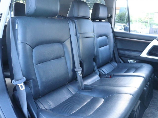 トヨタ ランドクルーザー200 4.6 AX Gセレクション 4WD の中古車詳細