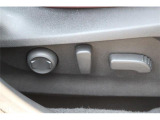 こだわりがあってなかなか気に入ったお車がないそこのお客様!全国のオークションからピッタリの1台を探すことが可能です。ぜひ一度お問い合わせください。