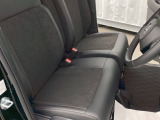 この度は、当店のお車をご覧いただきまして誠にありがとうございます。当店では全国販売・納車も行っております。県によって陸送費用は異なりますのでお気軽にお問い合わせください。
