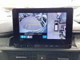 カメラで映した周囲の映像をナビゲーション画面に表示し、ドライバーの死角を減らすことで運転負荷を軽減するマルチビューカメラシステム装備です!