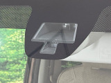 【スズキ レーダーブレーキサポート】走行中に前方の車両等を認識し、衝突しそうな時は警報とブレーキで衝突回避と被害軽減をアシスト。より安全にドライブをお楽しみいただけます。