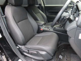 運転席のドアを開け、乗り込む際のイメージです。