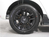 ◆純正アルミホイール装着車◆これで足元まわりも、おしゃれにきまります!