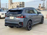 BMWのお車は、&ldquo;駆け抜ける歓び&rdquo;を体現しております。走行の安定性とコーナリングの良さを追求し、思い通りにハンドルの操作可能です。