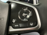 【アダプティブ・クルーズ・コントロール】予め設定した車速内でクルマが自動的に加減速。 前走車との適切な車間距離を維持しながら追従走行し、高速道路でのドライバーの疲労を軽減してくれる嬉しい機能付♪