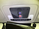 Honda CONNECTサービス対応車です。Honda CONNECT用緊急通報ボタン/トラブルサポートボタンが付いています。