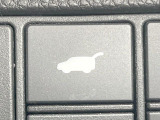 【パワーバックドア】スマートキーや運転席のボタンを押すだけでリアゲートが自動で開閉します!荷物を持っている時や、高い位置にあるバックドアを閉める際に便利な機能です♪