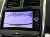 バックガイドモニターで、後方を確認しながら安心して駐車することができます。運転初心者も熟練者も必須の機能ですよ!