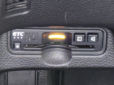 有料道路のレーン通過に便利なETC車載器を装着しています。ご利用にはセットアップが必要となります。
