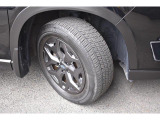 タイヤサイズは225/60R17です