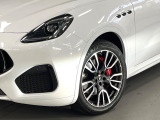 Grecale GT300馬力(カタログ値)純正OP総額:1,330,000円 プレミアムレザーインテリア 20インチエーテレホイール パノラマサンルーフ 14方向電動シート レッドブレーキキャリパー