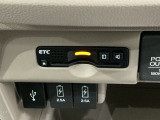 いまや快適なカーライフに欠かせないETCが付いています。