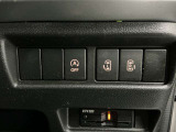 運転席スイッチ部 人気装備の両側オートスライドドア付きで、とっても便利です!!