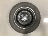 当社にてデモ走行時に装着していたワンシーズン使用の中古スタットレスタイヤ+ホイール4本セットを用意致しました。(2025年製、タイヤ+ホイールは現状渡し、保証対象外です)