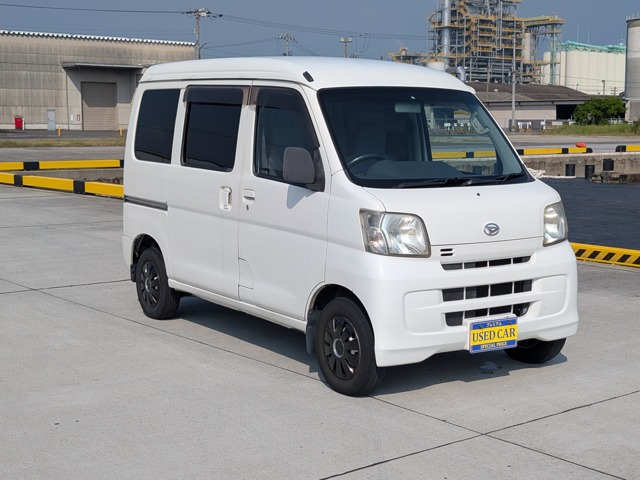 ダイハツ ハイゼットカーゴ 