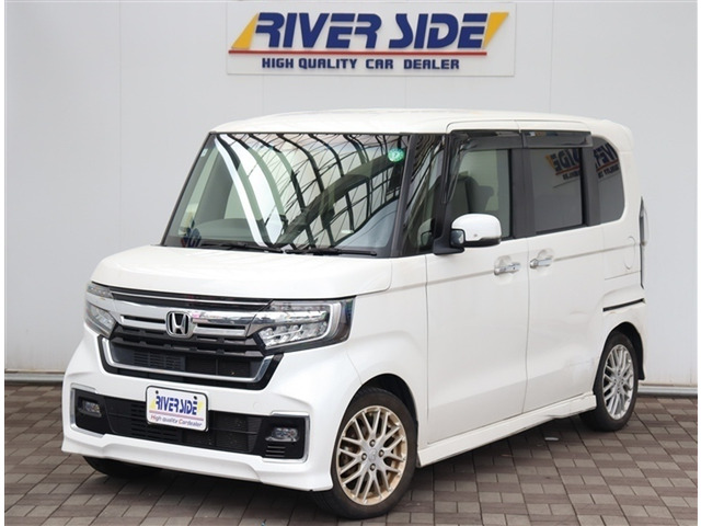 ホンダ N-BOXカスタム 