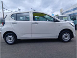 車両入庫時には外装磨きと内装クリーニングを実施しております。納車前にも実施いたしますので、綺麗に快適にお乗りいただけます。