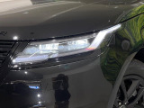 【LEDヘッドライト】悪天候や夜間の走行も視界良好で安心してお乗りいただけます。