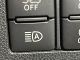 【オートマチックハイビーム】夜間の安全走行に役立つ便利な機能!先行車や対向車を検知し、ハイビームとロービームを自動で切り替えてくれます♪
