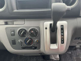 【運転席操作部】運転に役立つ機能ばかり!快適なドライブにしてくれること間違いなし!!