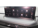 ホンダ純正コネクトディスプレイはAM/FM・Bluetooth・フルセグTV・スマートフォンで用いるGoogleアカウントを使用することで多彩なサービスが車内で利用でいます。