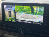 【アラウンドビューモニター】専用のカメラにより、上から見下ろしたような視点で360度クルマの周囲を確認することができます☆死角部分も確認しやすく、狭い場所での切り返しや駐車もスムーズに行えます。