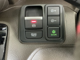 【eコンスイッチ】低燃費運転をサポートするECONモード。スイッチをONすると、エンジンやトランスミッション、A/Cなどを協調制御し、燃費の向上に貢献。エコドライブの効果を高めます。