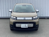 この度は、当店のお車をご覧いただきまして誠にありがとうございます。当店では全国販売・納車も行っております。県によって陸送費用は異なりますのでお気軽にお問い合わせください。
