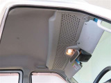サンバイザーには駐車券等を挟んで簡易的保管することが可能です◎