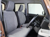 広さと安心を両立した、快適運転空間です。
