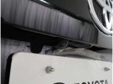 バックカメラが付いているので後方確認が非常にしやすいです。今や運転初心者も熟練者も必須装備!ついていて損はないですね♪