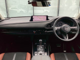 細部まで作り込まれた造形美!毎日でも運転して『人馬一体』を楽しみたくなります。是非、クルマに触れてその質感を味わってください。