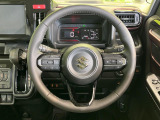 【純正革巻きステアリング】上質な革を使用することで、手にしっかり馴染みとても運転しやすいハンドルです♪