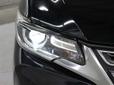 LEDヘッドライトには「オートマチックハイビームシステム」を搭載。夜間走行時にハイビームで走行可能と判断した場合、ロービームとハイビームを自動的に切り替え、前方視界確保をアシストします。