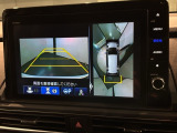 全方位モニターがついています! 車の周囲を360&deg;安全確認できるので、普段の駐車はもちろんの事、縦列駐車や幅寄せの際にも活躍してくれますよ。