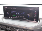 エアコンはオートエアコンでお好みの温度調整が出来、オールシーズン快適にドライブできます!さらに、運転席&助手席シートヒーターが付いてます。3段階に温度設定が可能です。