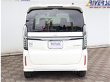 当店では国産車ガソリン車に関しては全てオイル交換してからのお渡しとなります。納車後も永久無料交換できます。