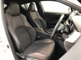 【運転席・助手席】です!実際お座りいただくのが分かりやすいと思いますので、ぜひお気軽にご来店ください♪状態もいいですよ☆