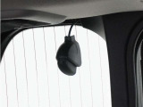 ◆リアにもドライブレコーダーを装備しております◆映像・音声などを記録する自動車用の装置です。もしもの事故の際の記録はもちろん、旅行の際の思い出としてドライブの映像を楽しむことができます。