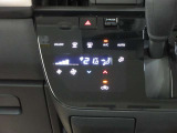 オートエアコンで快適温度を自動で保ってくれます!タッチパネルでネイルつけてても操作しやすいです