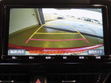 バックガイドモニターで、後方を確認しながら安心して駐車することができます。運転初心者も熟練者も必須の機能ですよ!