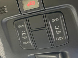【両側パワースライドドア】スマートキーや運転席のスイッチで後席両側スライドドアの開閉が可能♪電動だから力を入れてドアを開ける必要が無く、小さなお子様でも簡単に開け閉めでき快適です♪