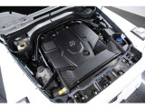 3.0L 直列6気筒DOHCターボ(ディーゼル)+モーター、エンジン:367ps/76.5kgm モーター:20ps/21.2kgm、全長&times;全幅&times;全高mm 4680&times;1985&times;1980mm、車両重量 2560kg