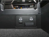 各種装備ございますので是非一度ご来店いただいて現車のご確認お願いいたします。