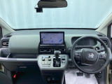 この度は、当店のお車をご覧いただきまして誠にありがとうございます。当店では全国販売・納車も行っております。県によって陸送費用は異なりますのでお気軽にお問い合わせください。