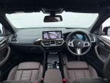 BMW Premium Selection 江戸川は、約20台の展示スペースがあり、常時新車拠店より厳選された認定中古車が続々と入庫しております。