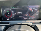 多機能なスピードメーターで運転支援システムの設定も可能です。