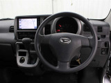 運転席廻りです。