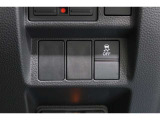 【横滑り防止装置】ドライバーの安全運転をアシストしてくれる装備が充実しています☆ドライバーの不安を安心へと変えてくれますね。